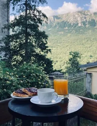 Palestro 8_art House בית נופש *